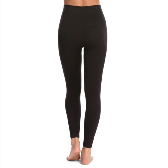 Spanx Seamless Leggings in Color Black - Picture 5 of 7